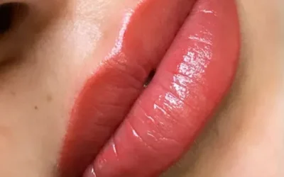 Realza tu Belleza Natural con Micropigmentación de Labios y Cursos Presenciales